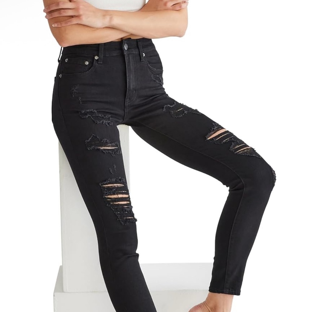 Women's Black Distressed Jeans